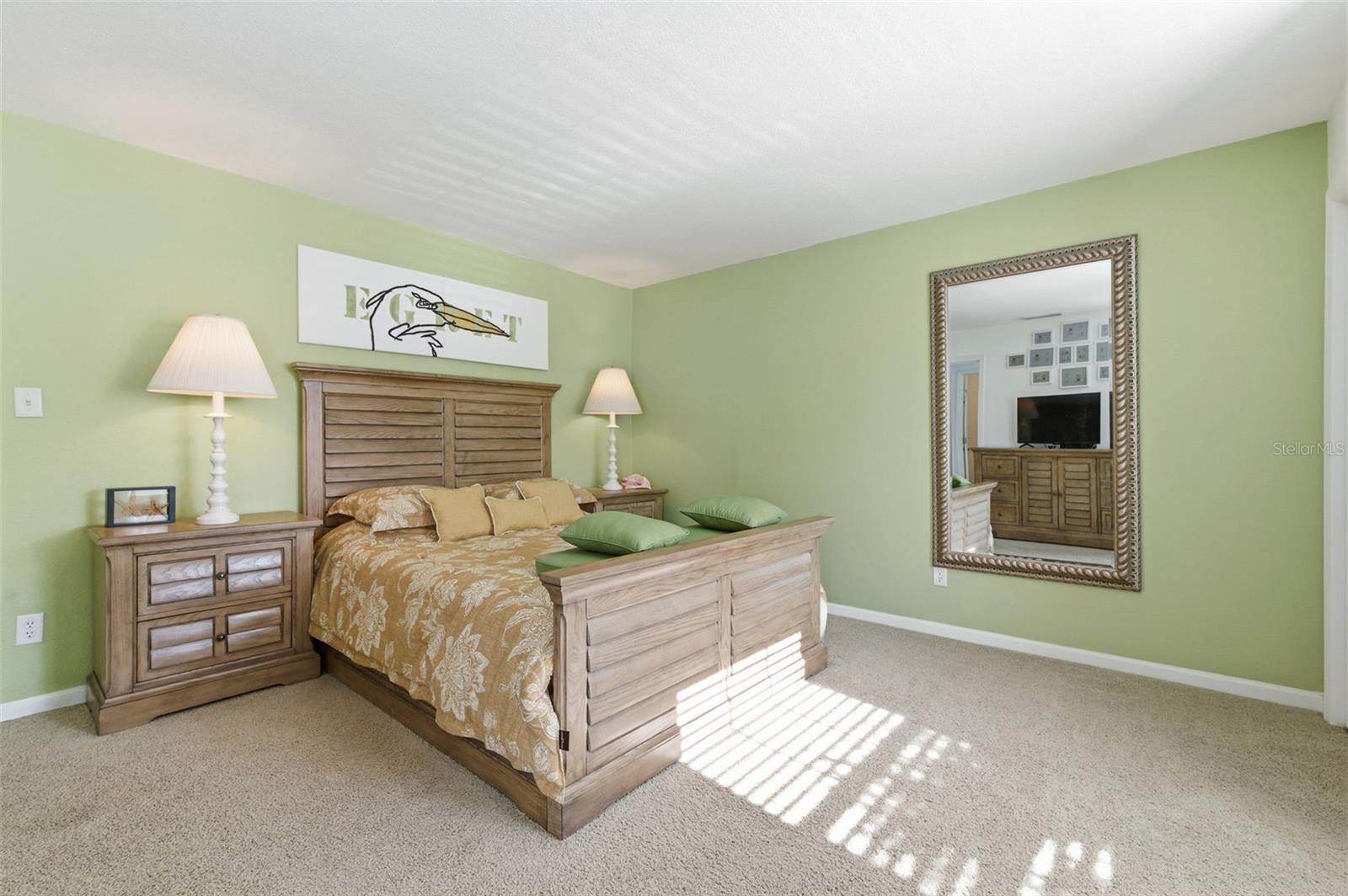 5005 Coquina Key Unit E, St Petersburg, FL 33705