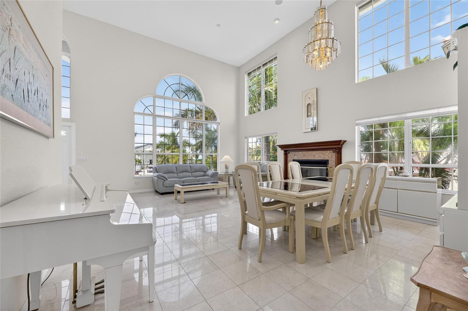 6107 Marbella, Apollo Beach, FL 33572