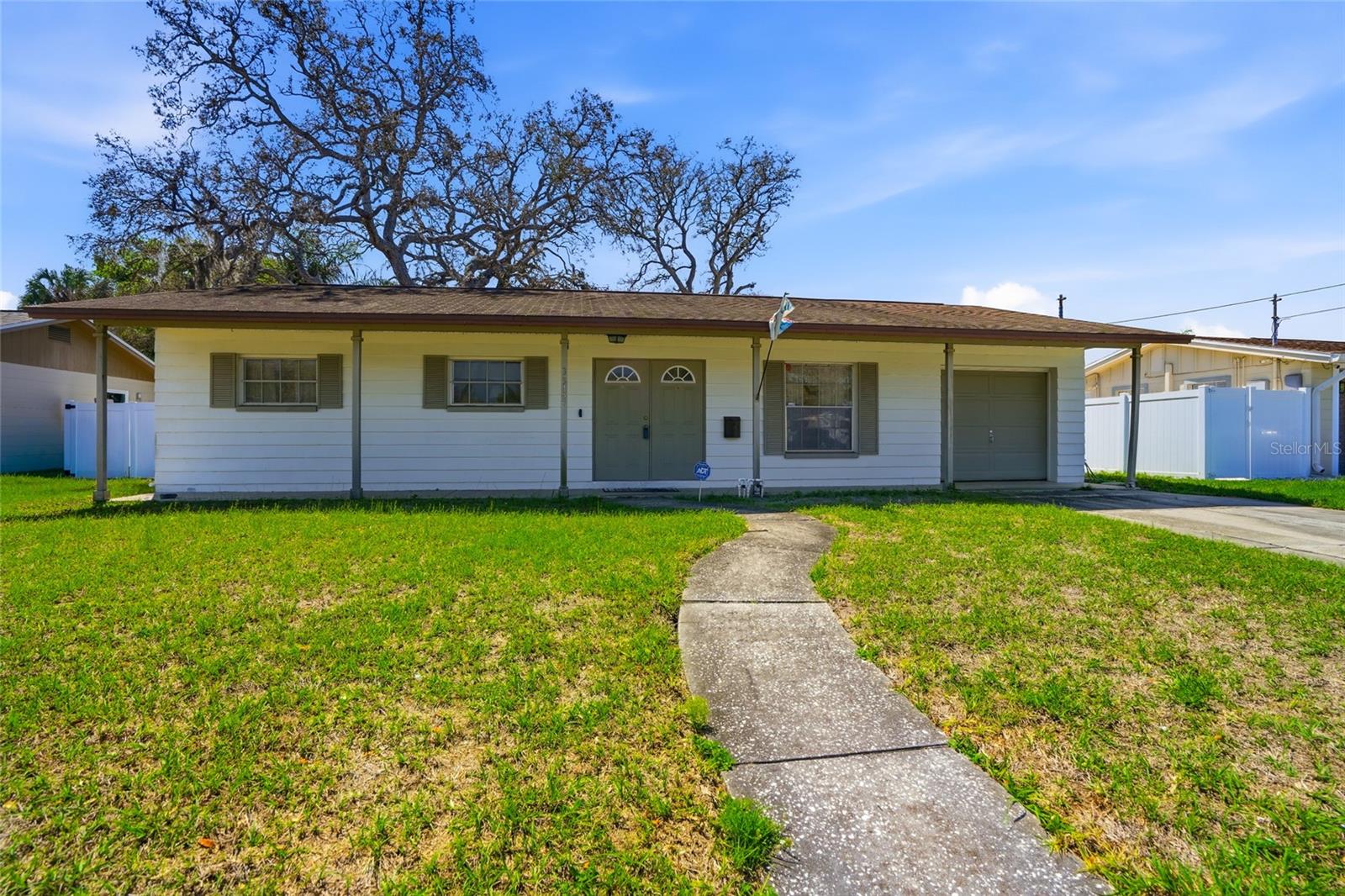 3312 Burke St, Tampa, FL 33614