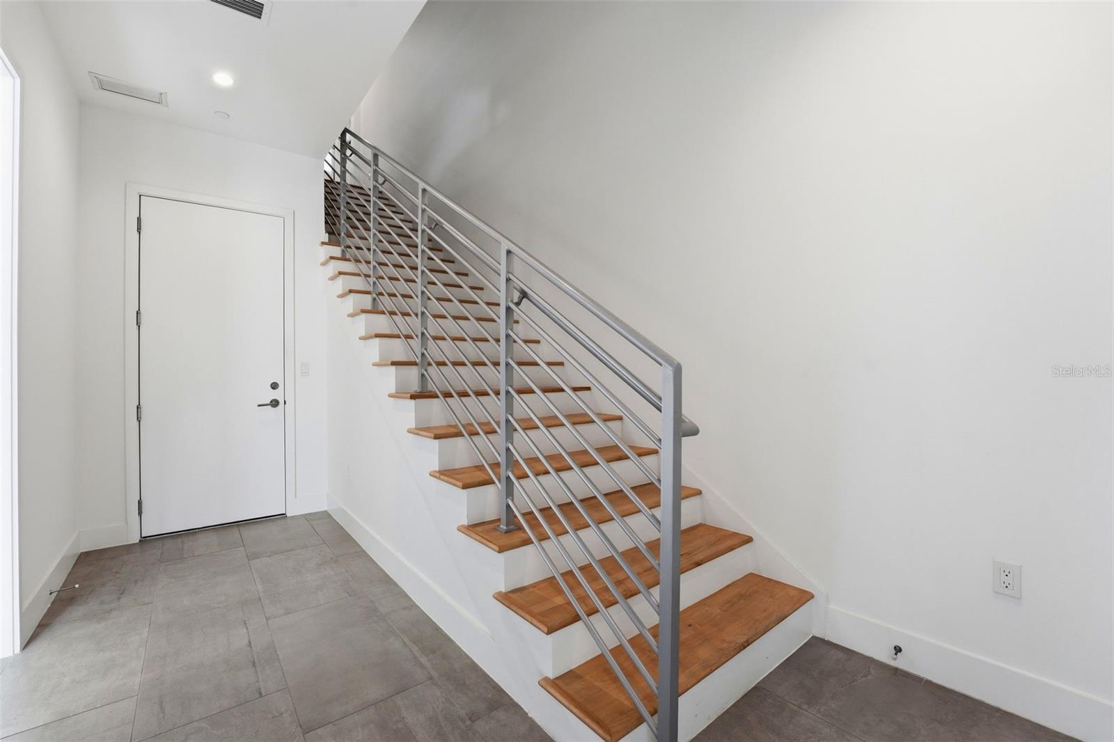 620 Rawls, Sarasota, FL 34236