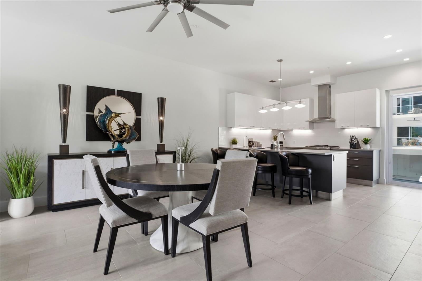 620 Rawls, Sarasota, FL 34236