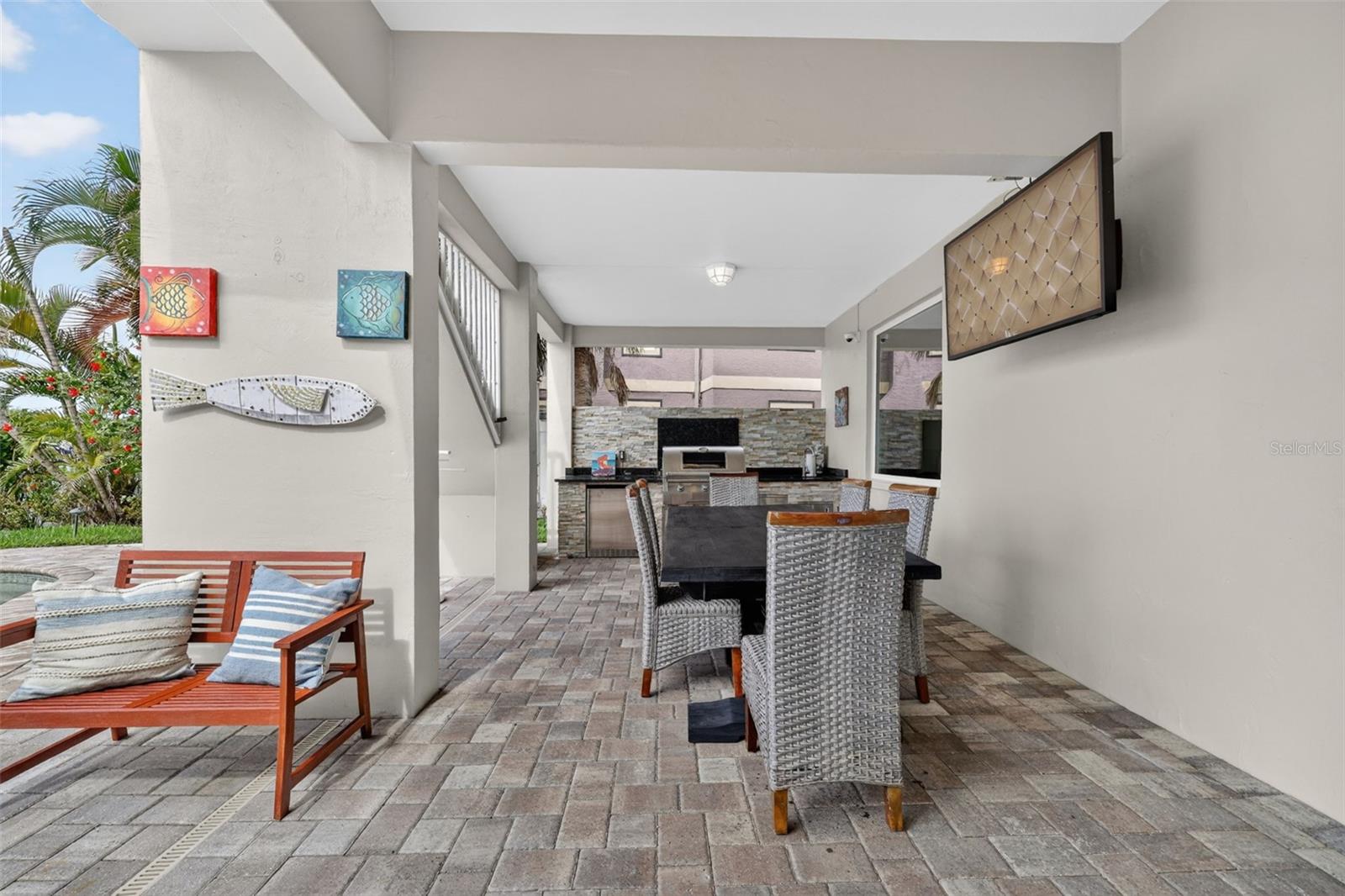13 Treasure Ln, Treasure Island, FL 33706