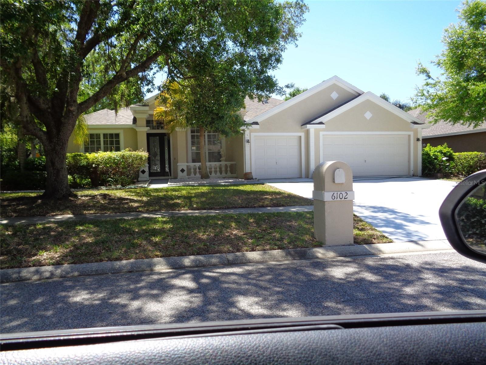6102 Savoy, Lutz, FL 33558