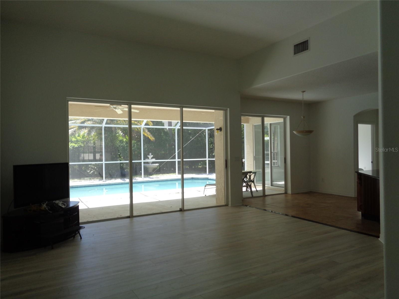 6102 Savoy, Lutz, FL 33558