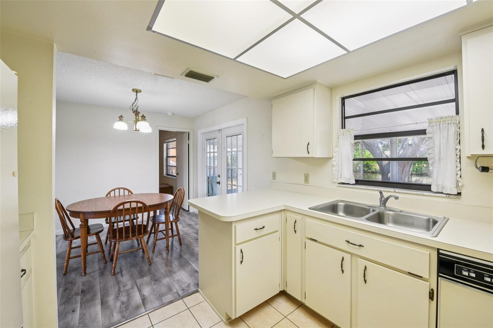 3826 Parapet, Cocoa, FL 32926