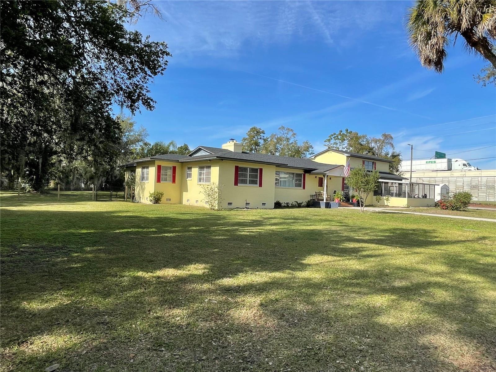 750 Charlie Taylor, Plant City, FL 33566