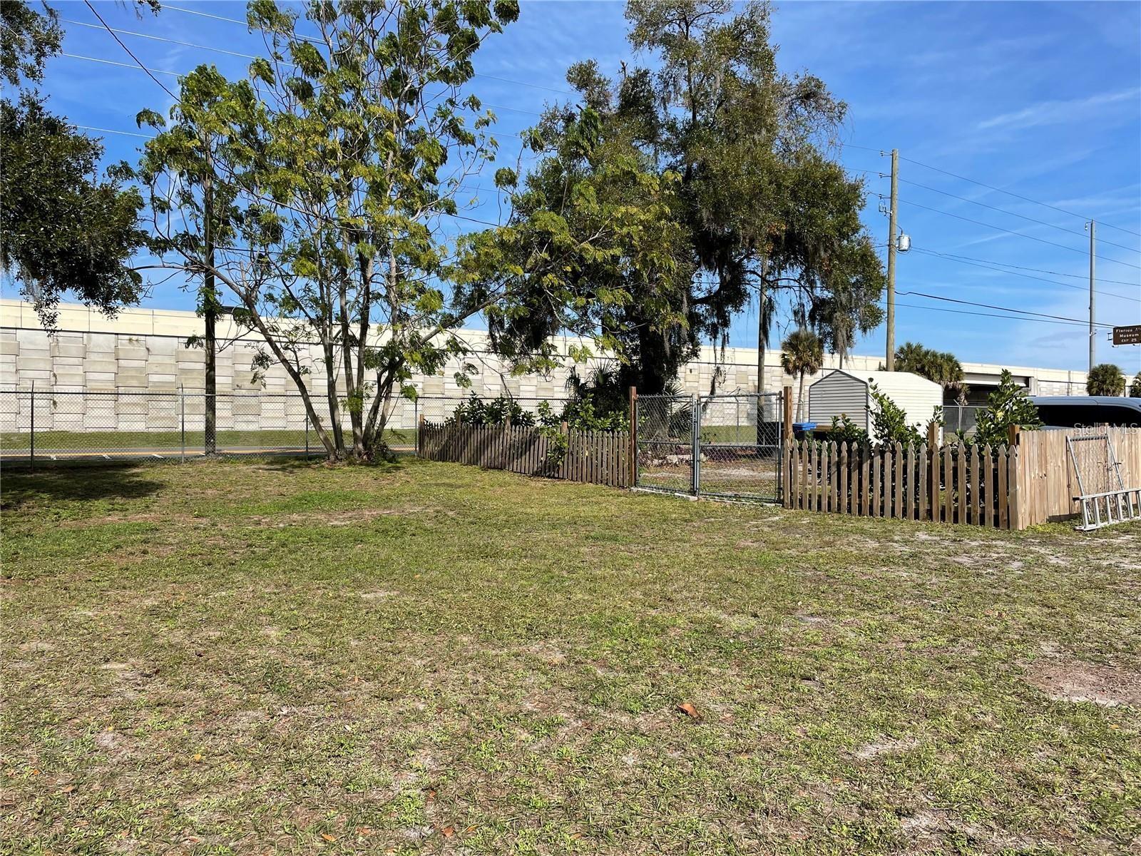 750 Charlie Taylor, Plant City, FL 33566