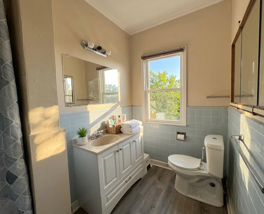 1010 14th, Largo, FL 33770