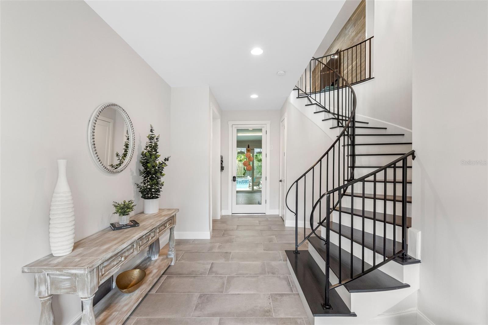 124 Forest Hills, Redington Shores, FL 33708