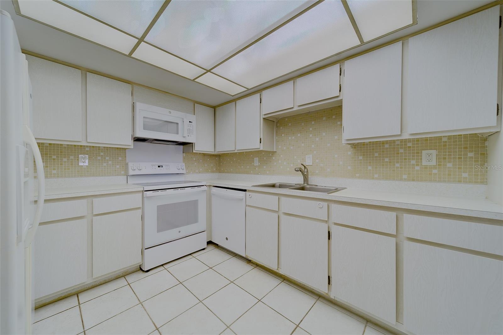17920 Gulf Unit 1408, Redington Shores, FL 33708