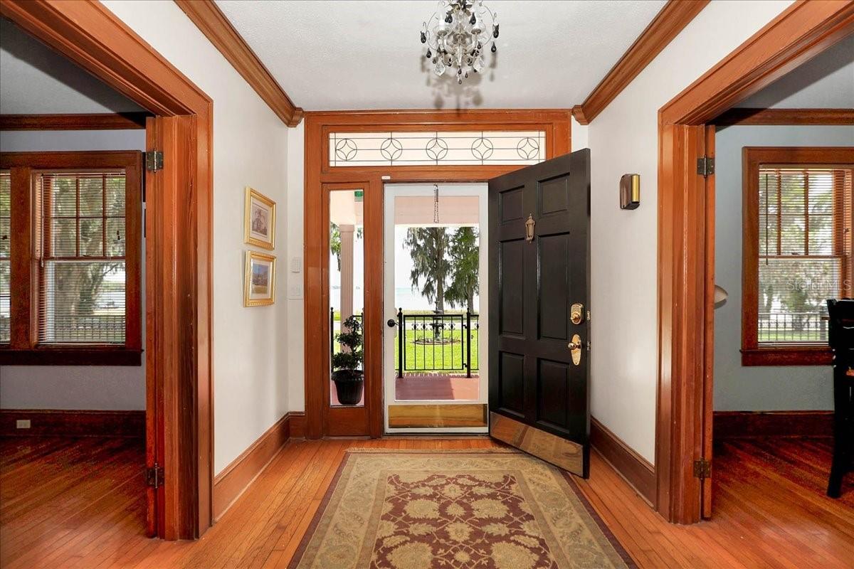 405 Lakeshore, Leesburg, FL 34748