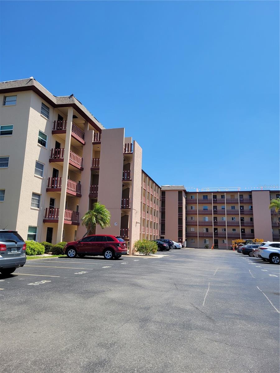 4079 Lake Bayshore Unit 308, Bradenton, FL 34205