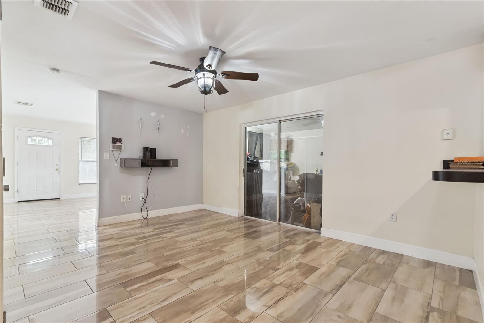 2260 Dolarway, Sanford, FL 32771