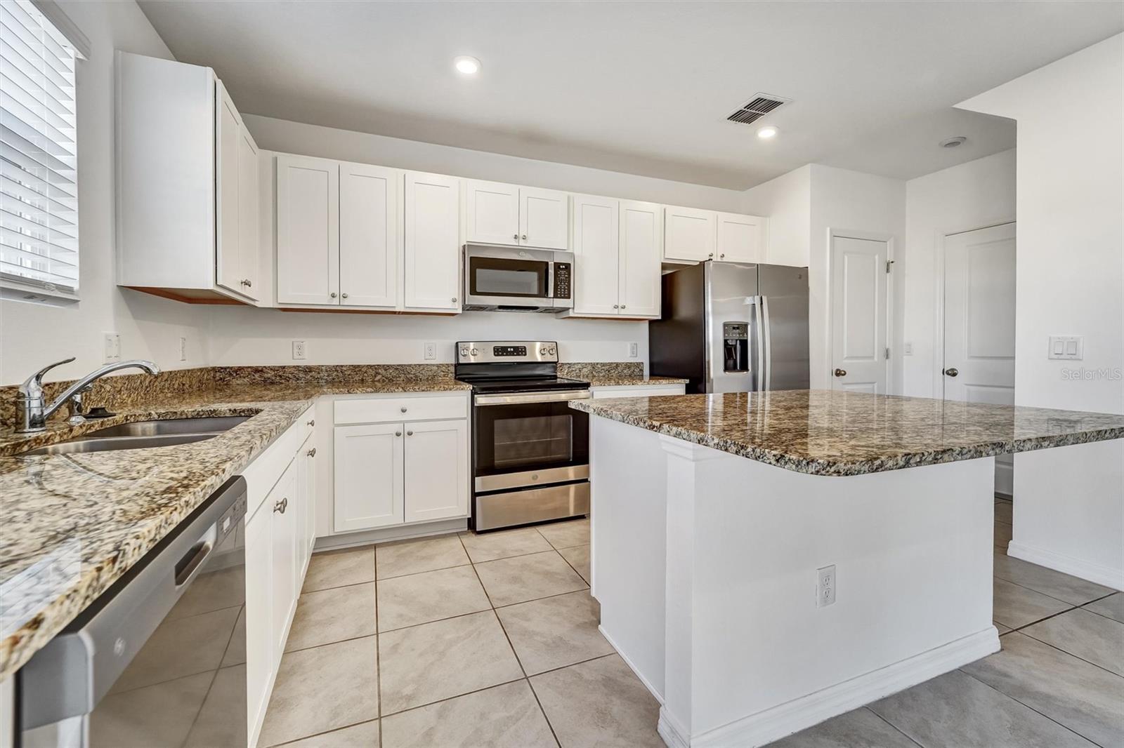 6803 Branham Mill, Zephyrhills, FL 33542