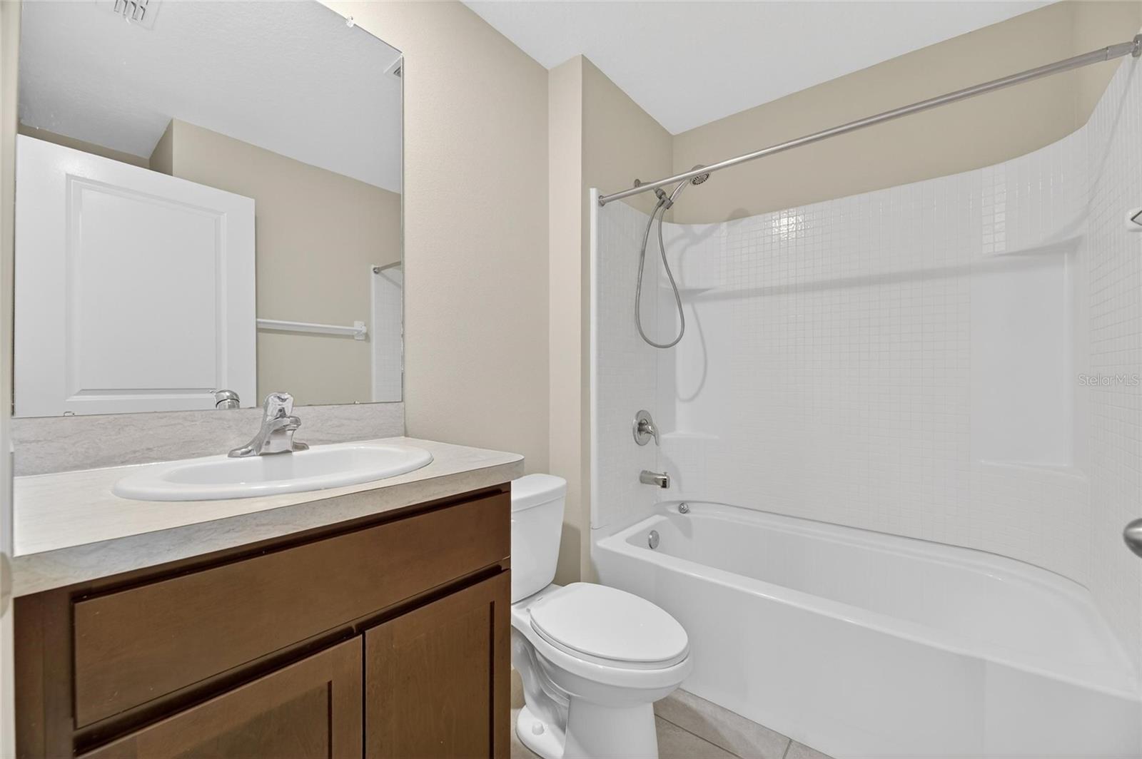 1324 Ocean Spray, Ruskin, FL 33570