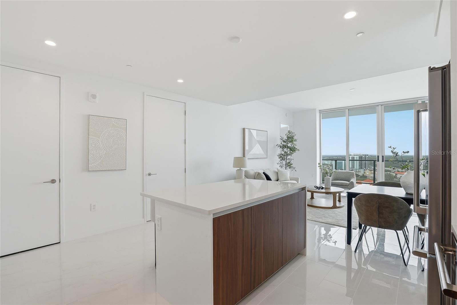 400 Central Unit 2008, St Petersburg, FL 33701