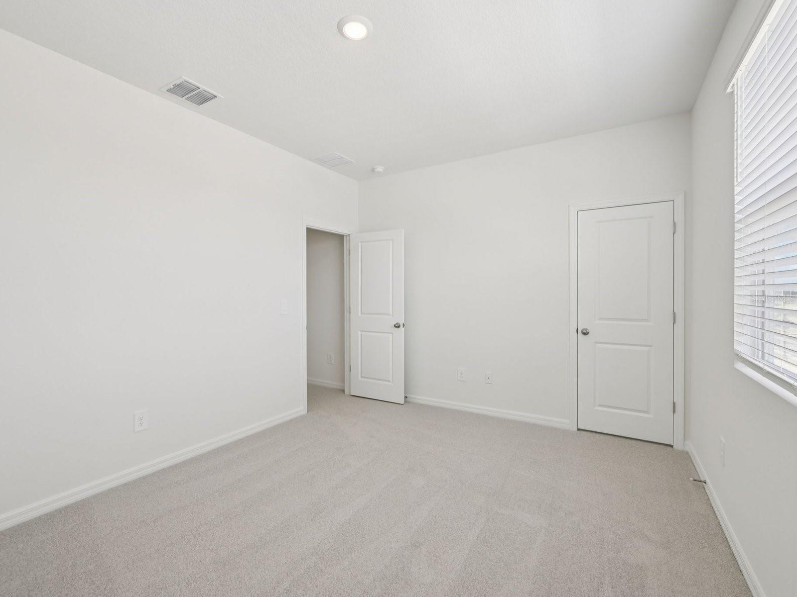 9009 Venetia, Palmetto, FL 34221
