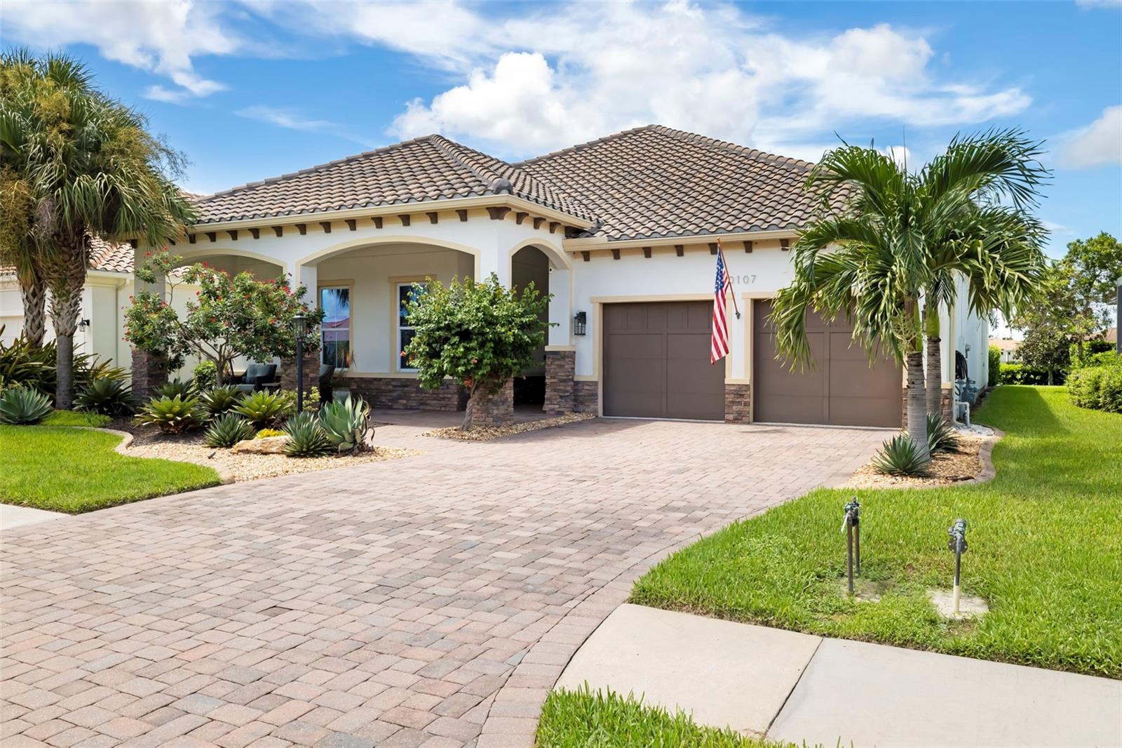 10107 Carnoustie, Bradenton, FL 34211