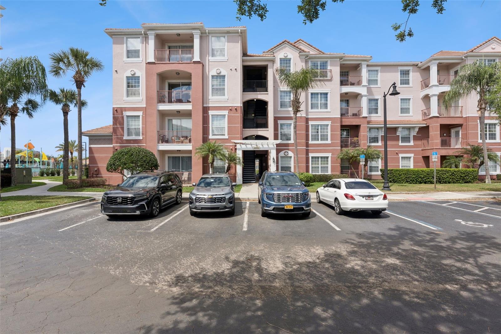 4862 Cayview Unit 403, Orlando, FL 32819