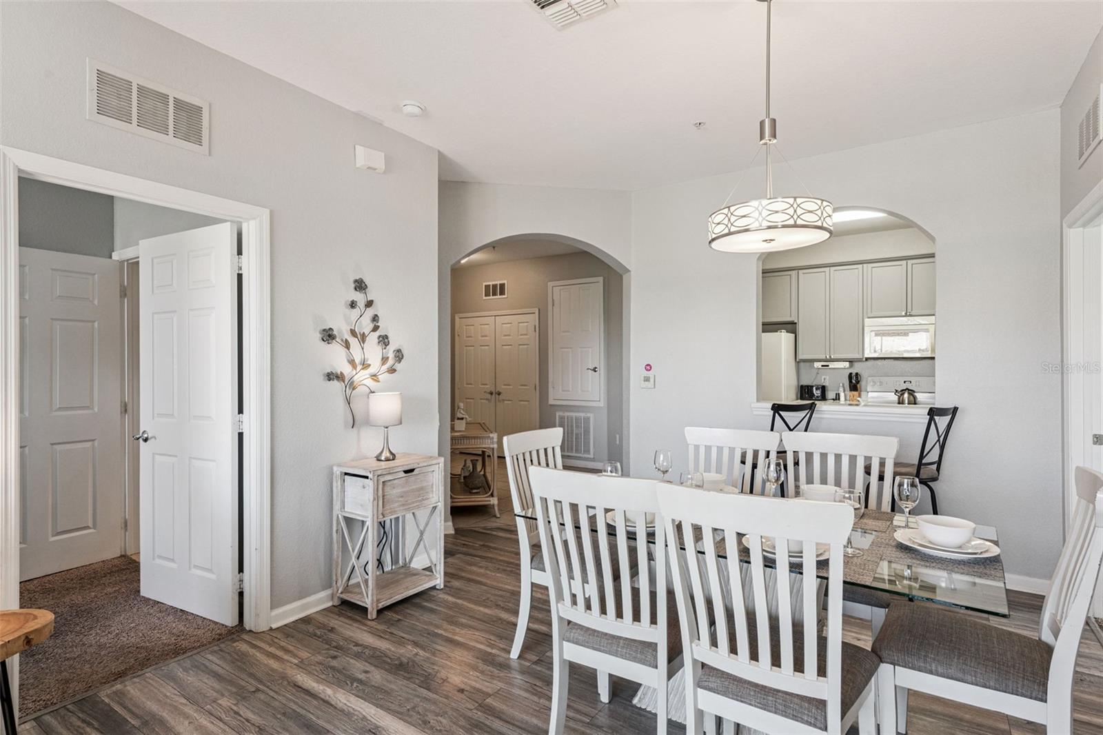4862 Cayview Unit 403, Orlando, FL 32819