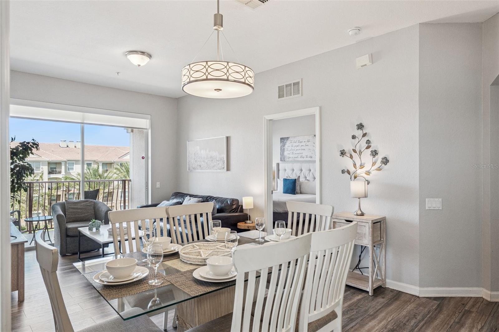 4862 Cayview Unit 403, Orlando, FL 32819