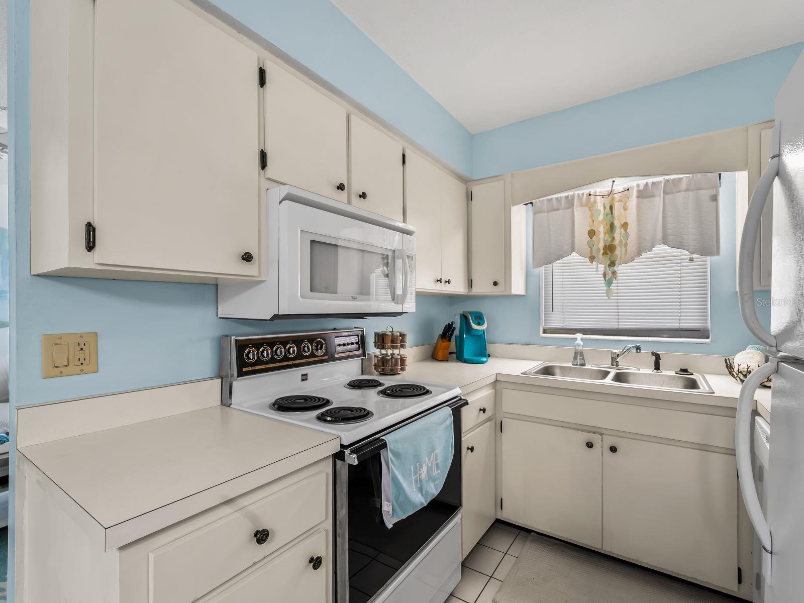 210 Park Unit 122, Venice, FL 34285