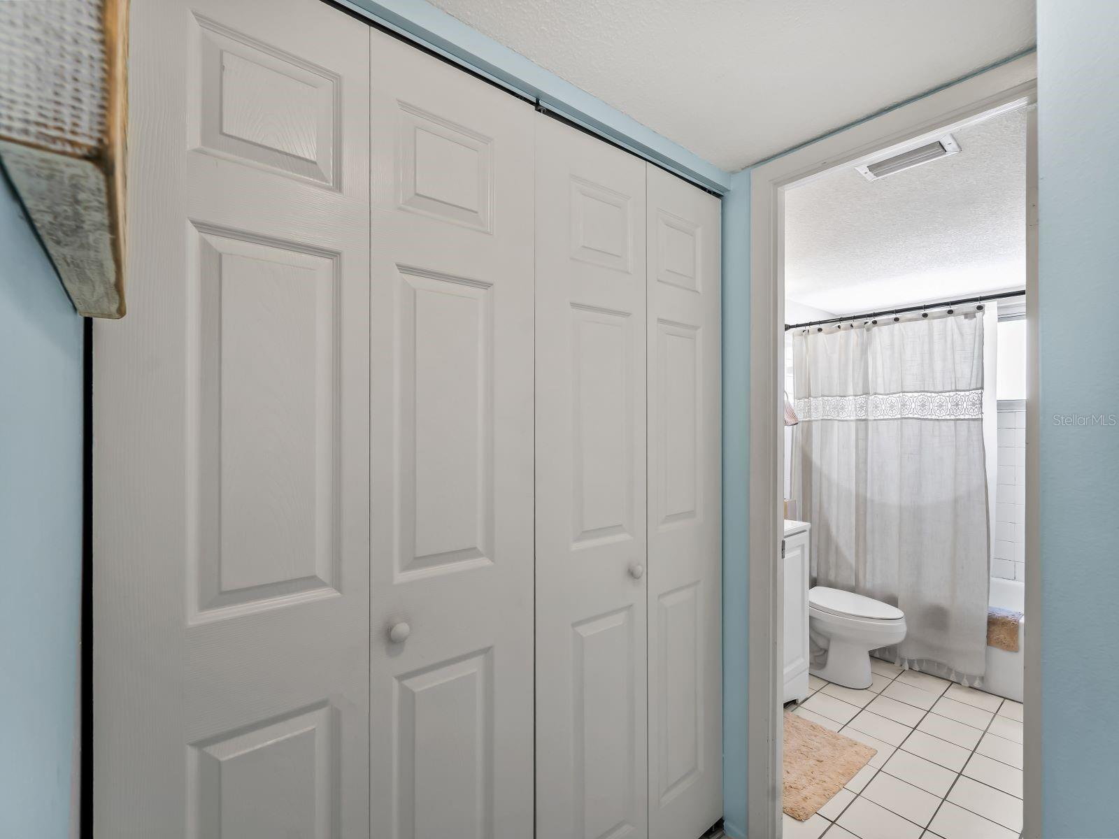 210 Park Unit 122, Venice, FL 34285