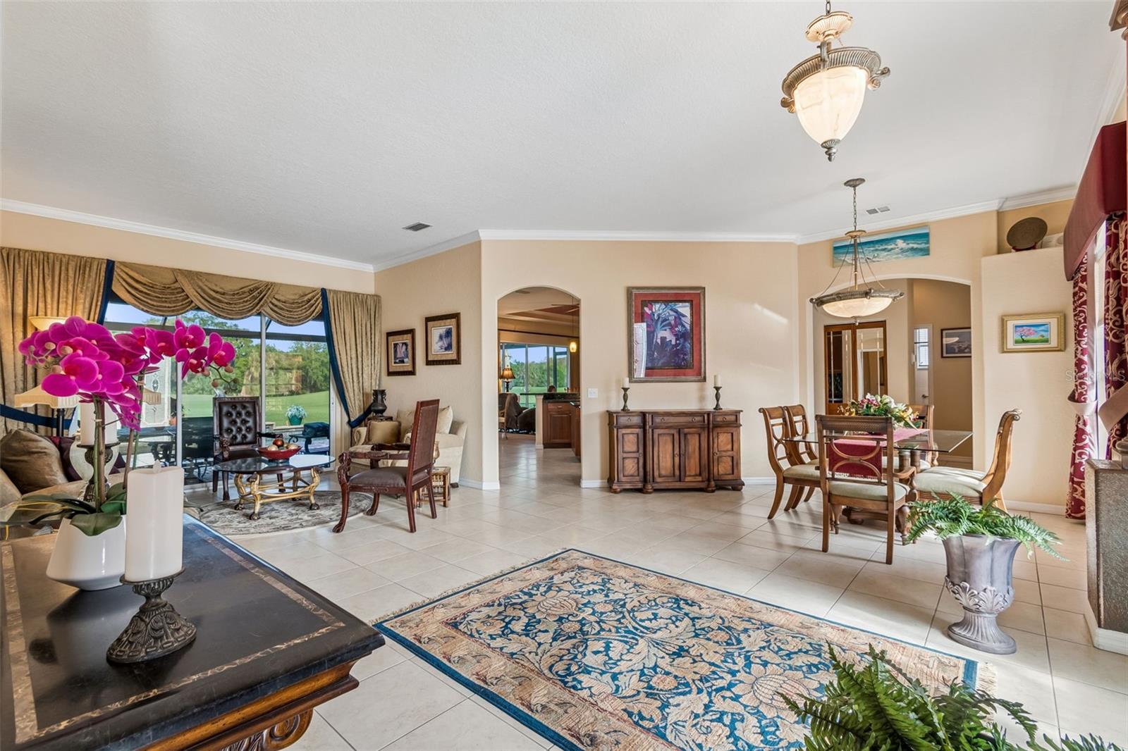 566 Planters Manor, Bradenton, FL 34212