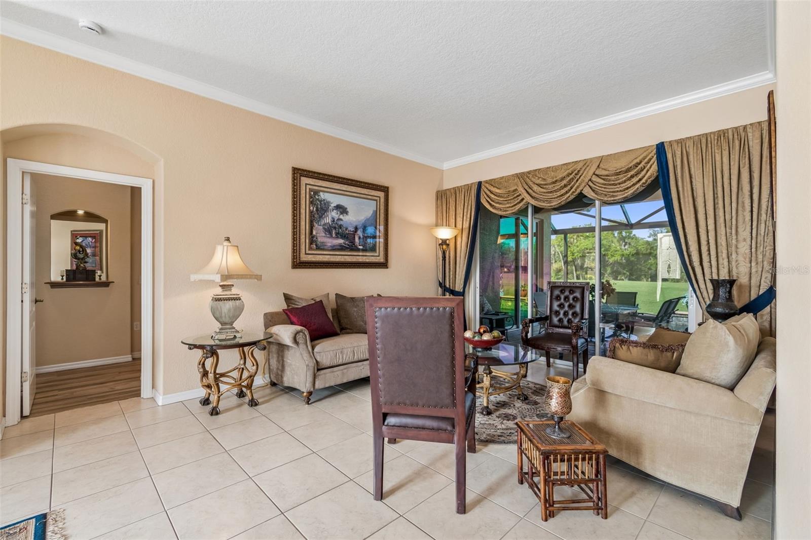 566 Planters Manor, Bradenton, FL 34212