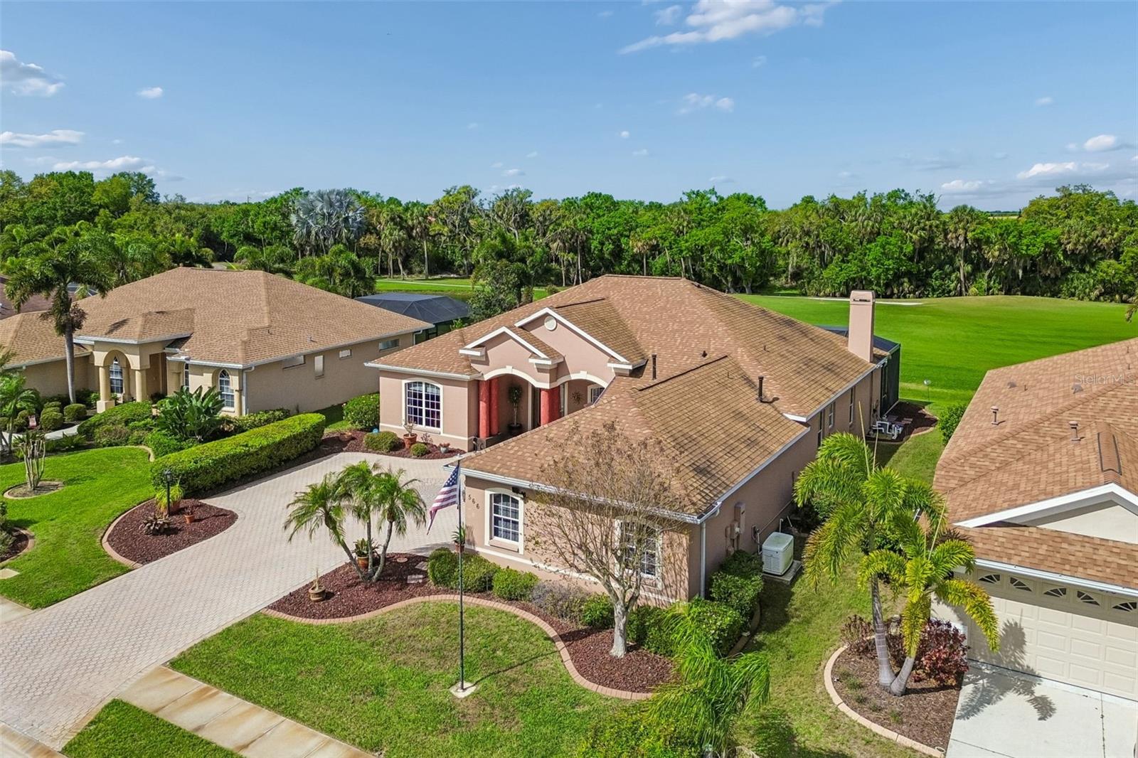 566 Planters Manor, Bradenton, FL 34212