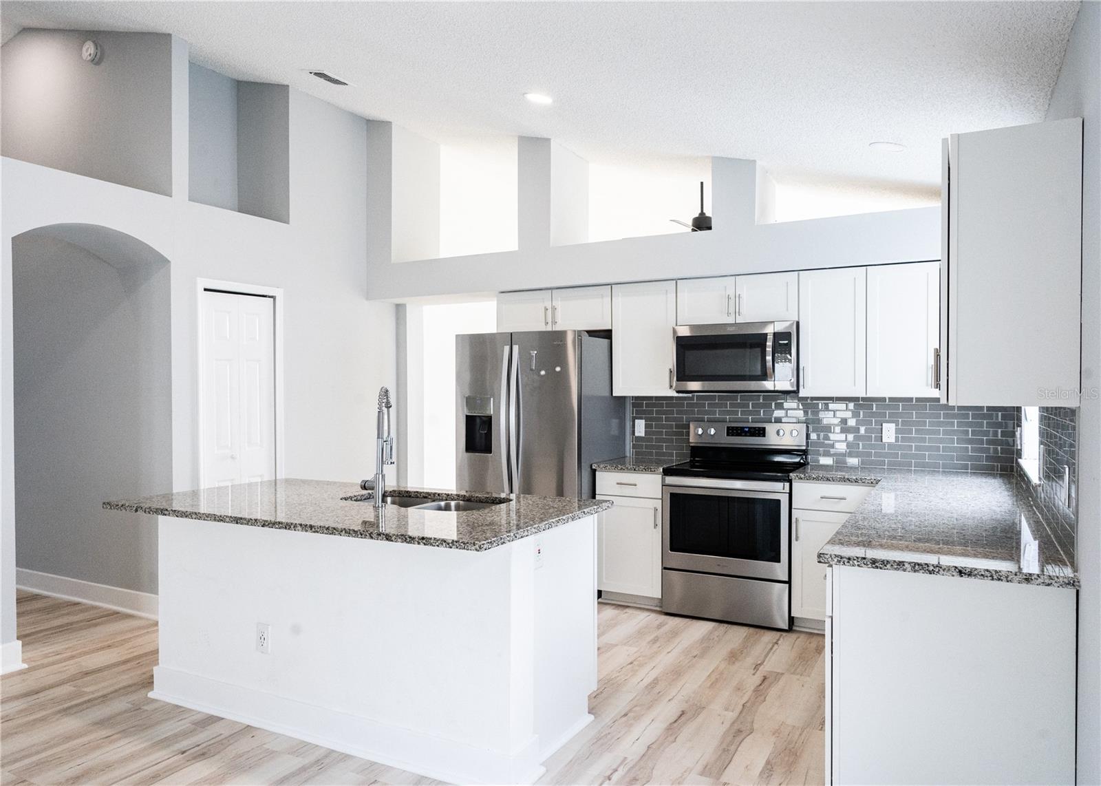 2319 Island Club, Orlando, FL 32822