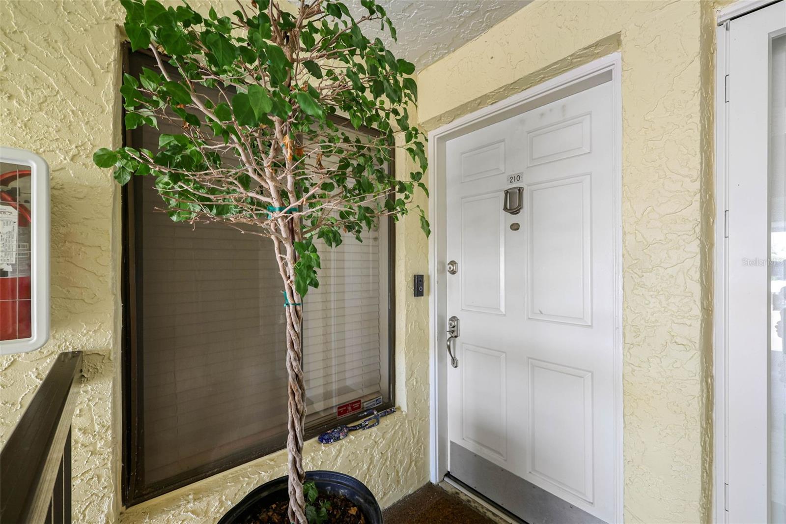 7300 Sunshine Skyway Unit 210, St Petersburg, FL 33711