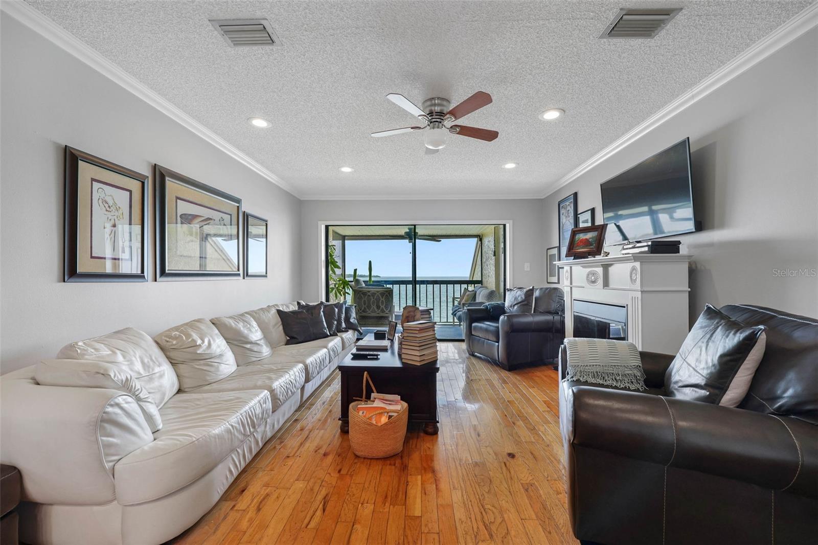 7300 Sunshine Skyway Unit 210, St Petersburg, FL 33711