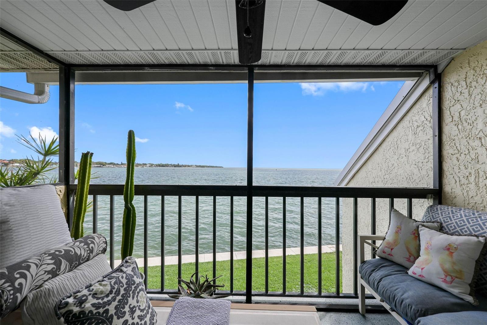 7300 Sunshine Skyway Unit 210, St Petersburg, FL 33711