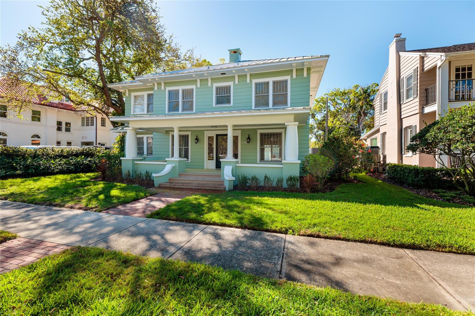 756 17th, St Petersburg, FL 33704