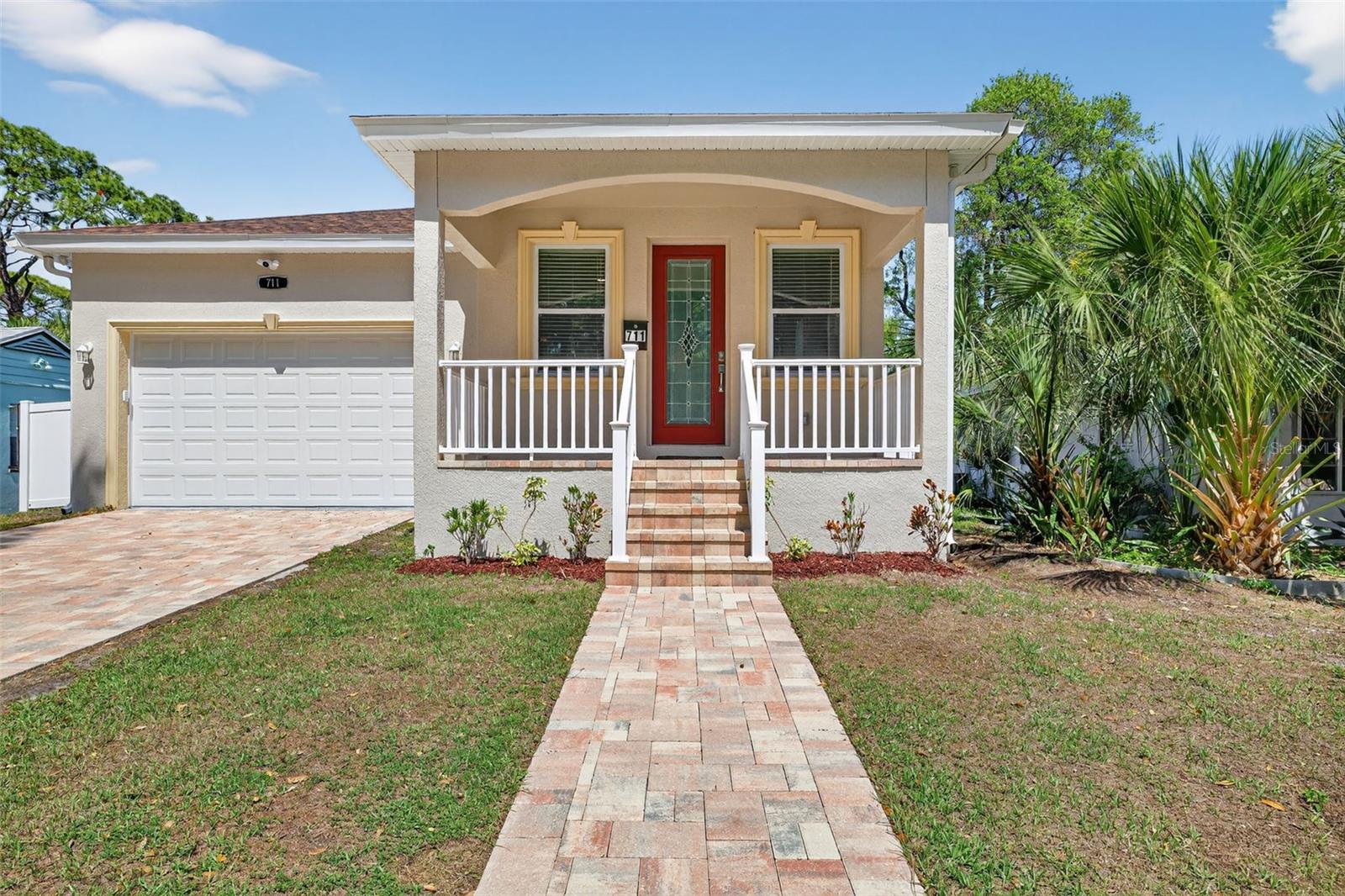 711 28th, St Petersburg, FL 33705