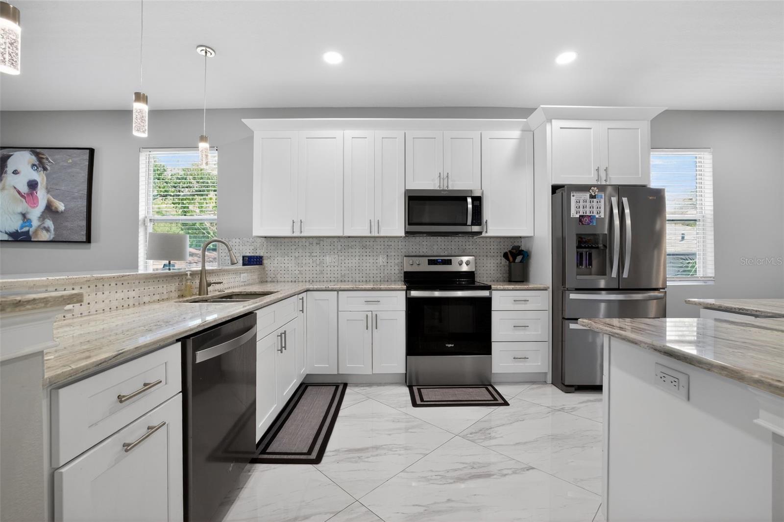 711 28th, St Petersburg, FL 33705