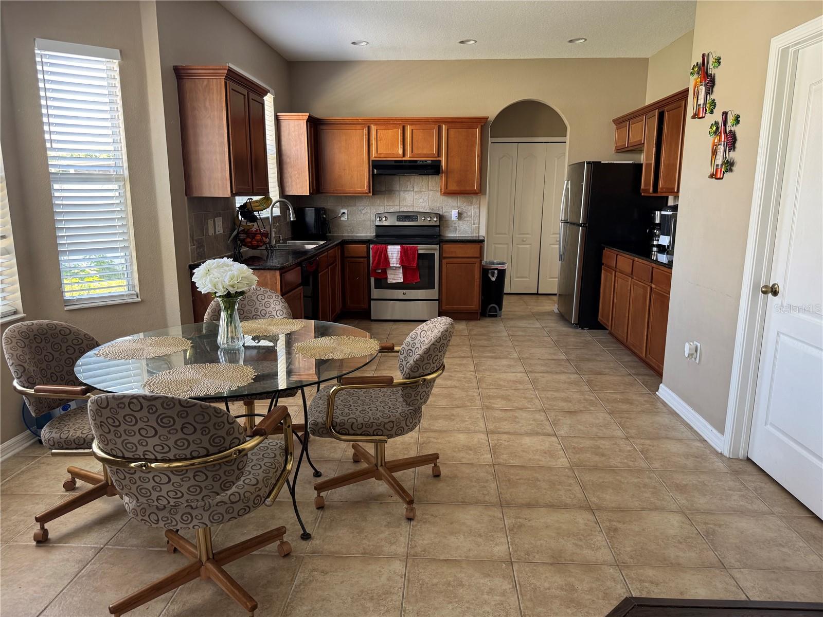 435 Stone Briar, Ruskin, FL 33570