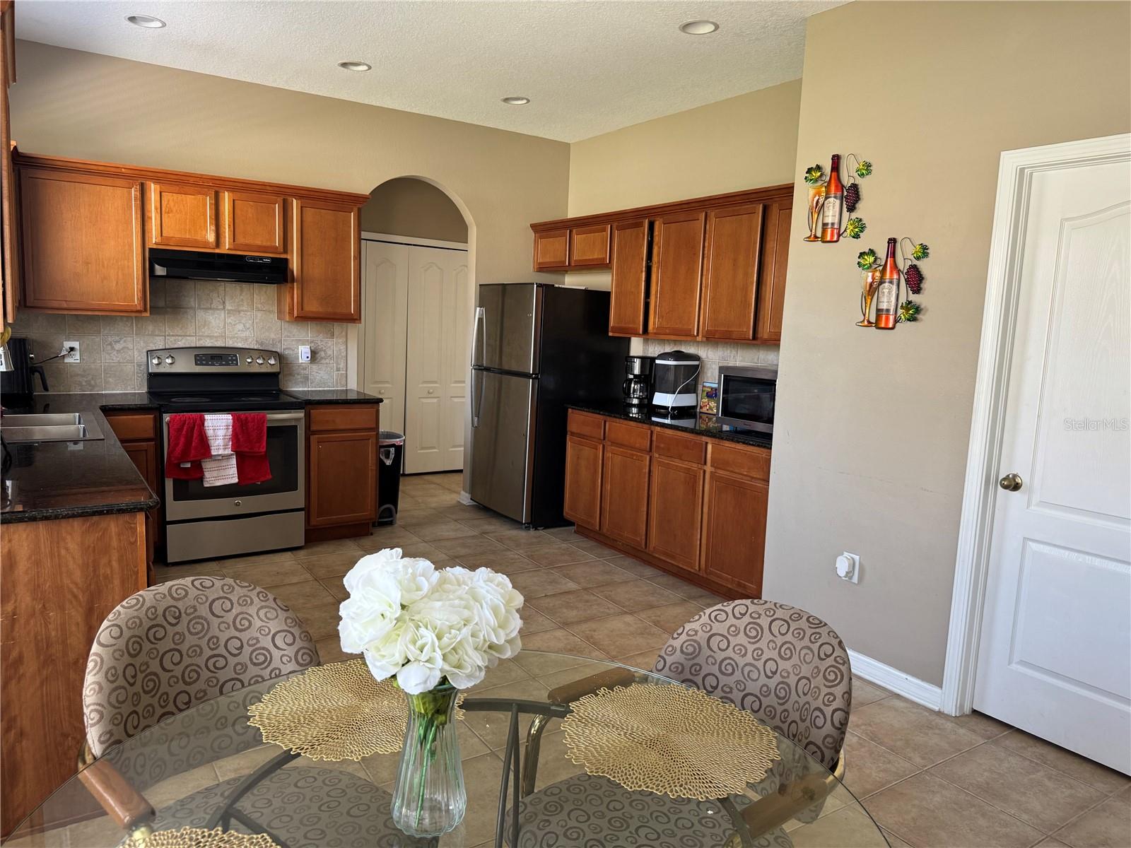 435 Stone Briar, Ruskin, FL 33570