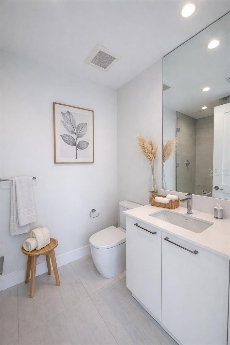 275 1st Unit 3807, St Petersburg, FL 33701