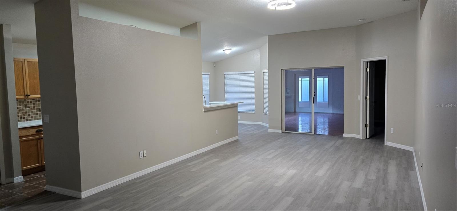1810 Greystone Heights, Valrico, FL 33594