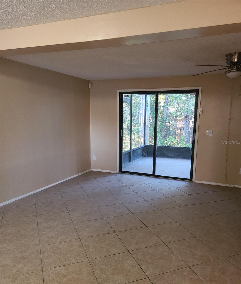 4916 Silver Oaks Vlg Unit E, Orlando, FL 32808