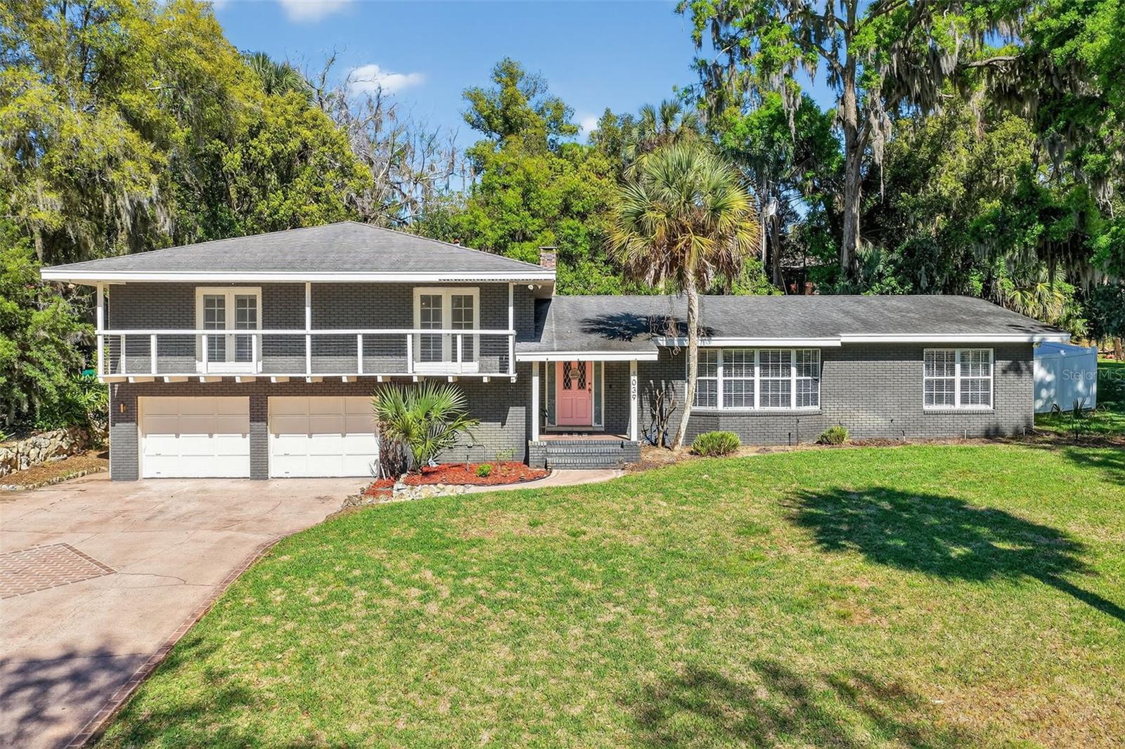 1039 Lake Gracie, Eustis, FL 32726