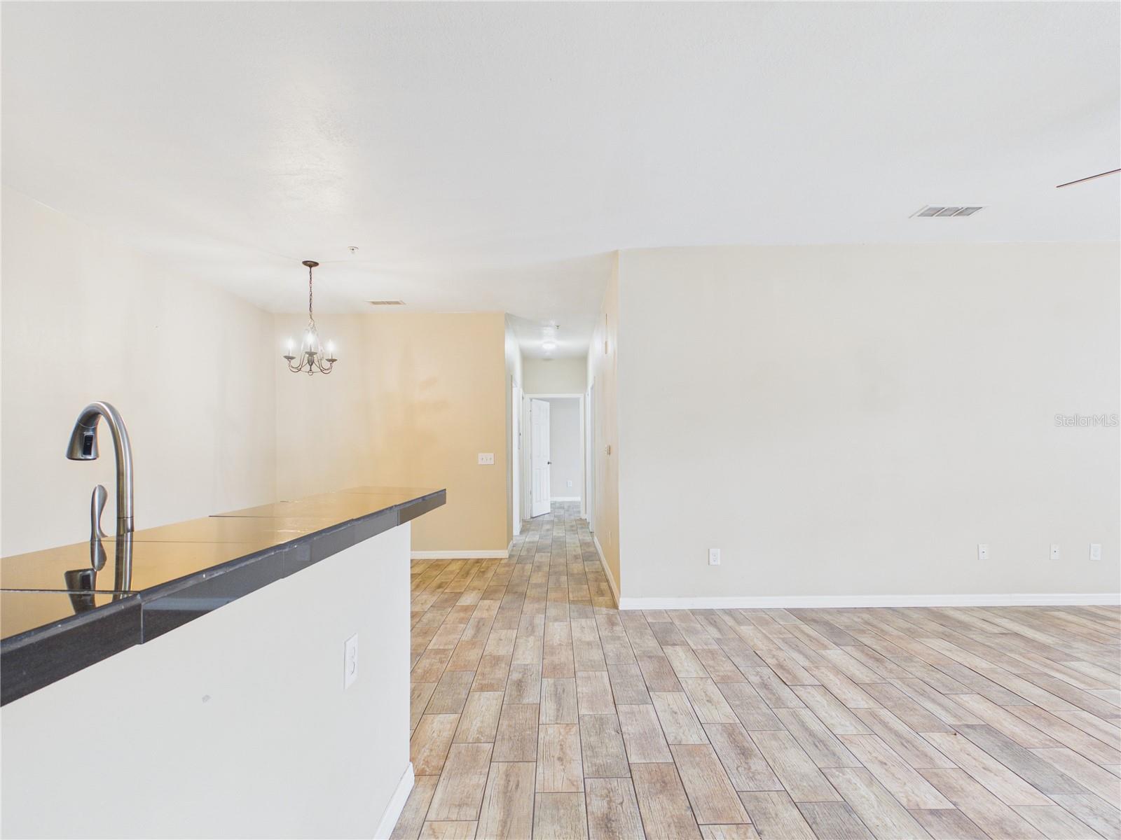 16305 Enclave Village Unit 102, Tampa, FL 33647