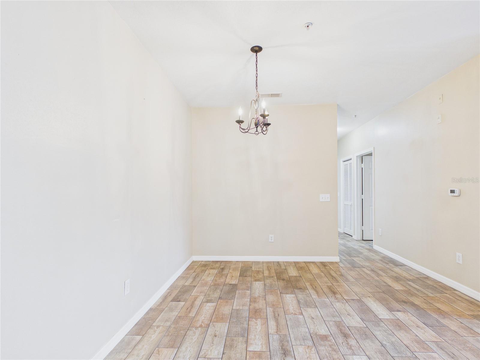 16305 Enclave Village Unit 102, Tampa, FL 33647