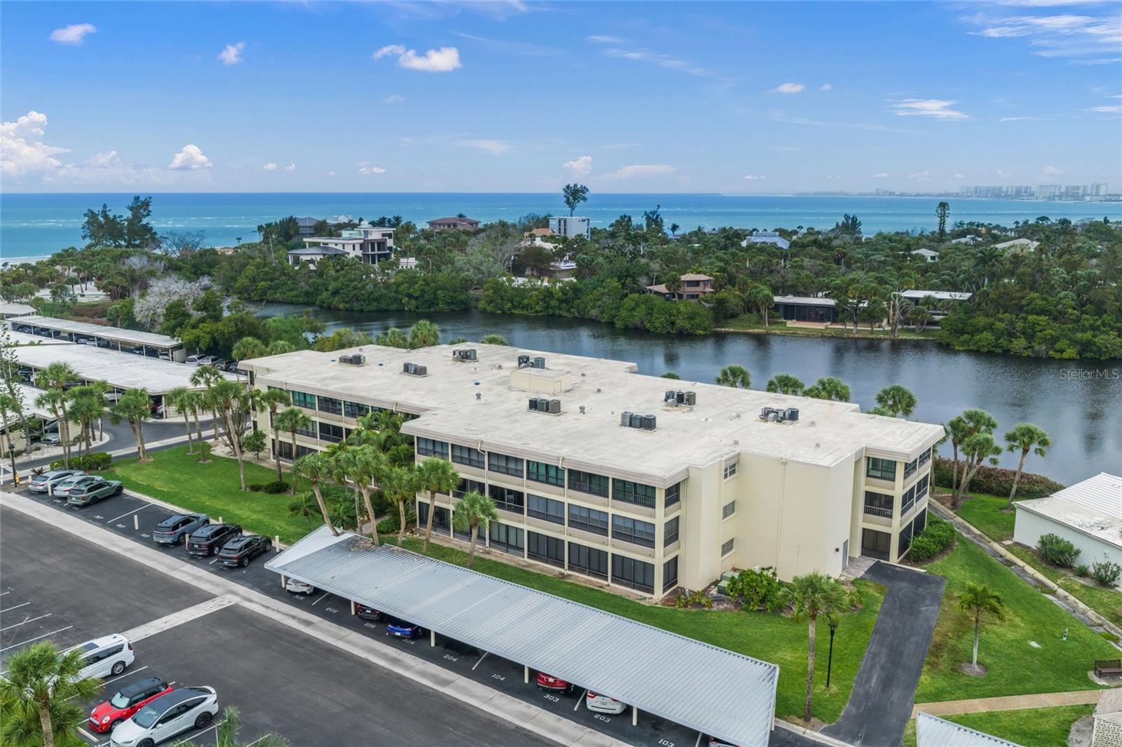 101 Whispering Sands Unit 105, Sarasota, FL 34242