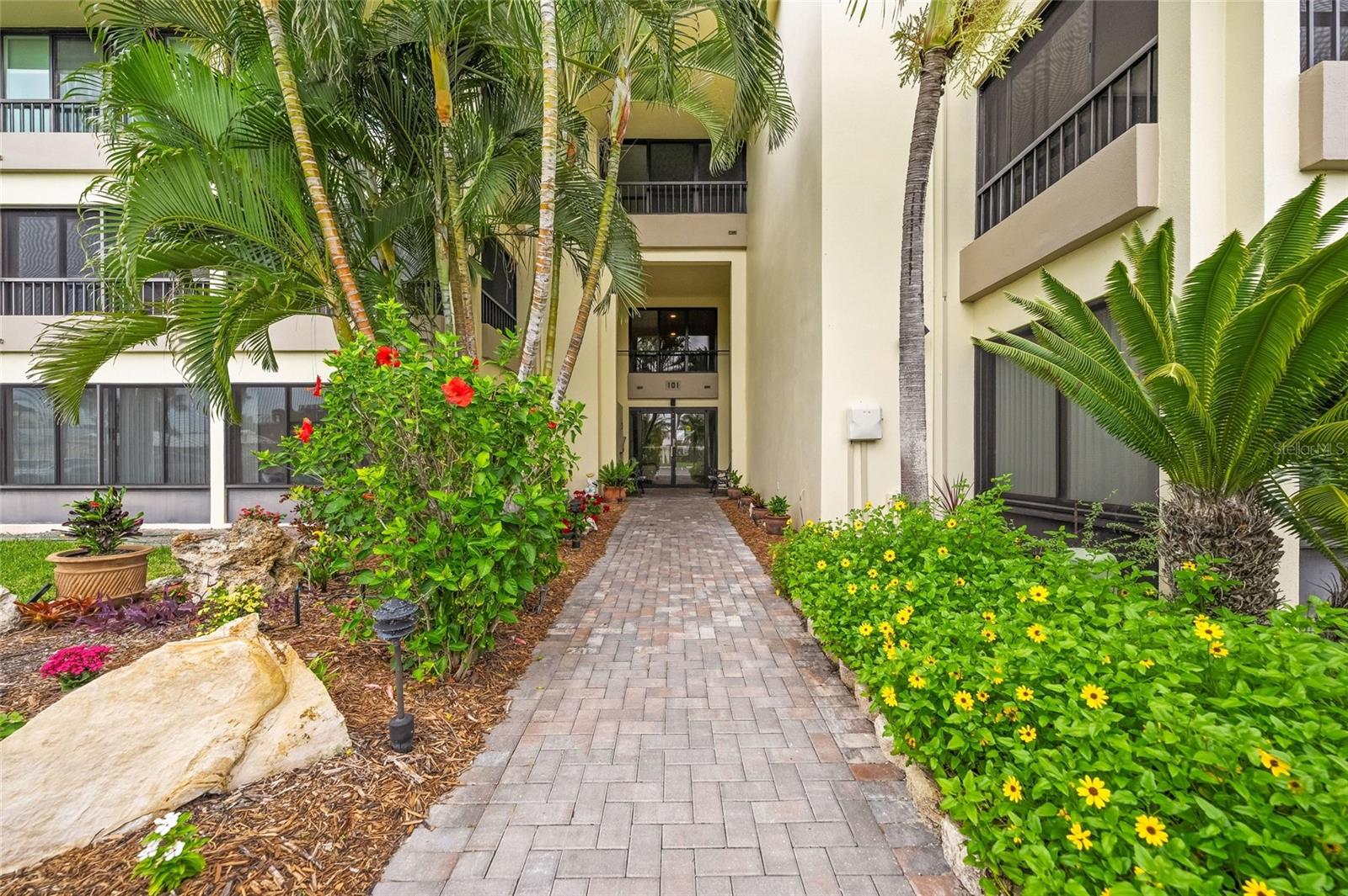 101 Whispering Sands Unit 105, Sarasota, FL 34242