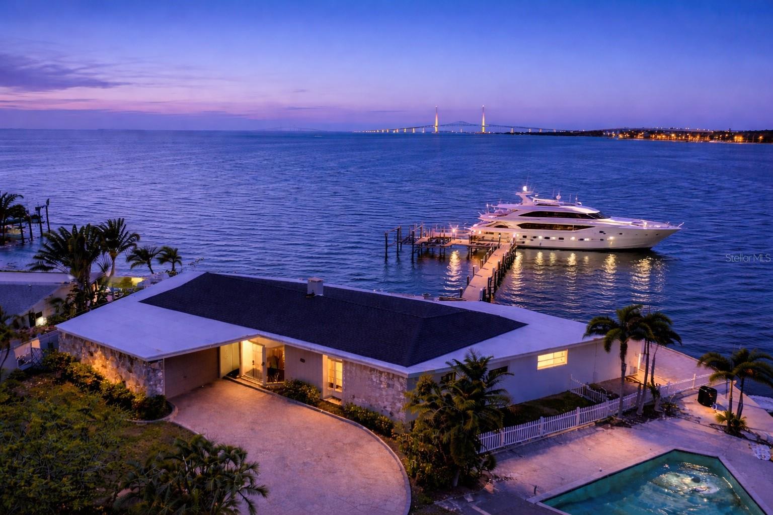 2970 68th, St Petersburg, FL 33712