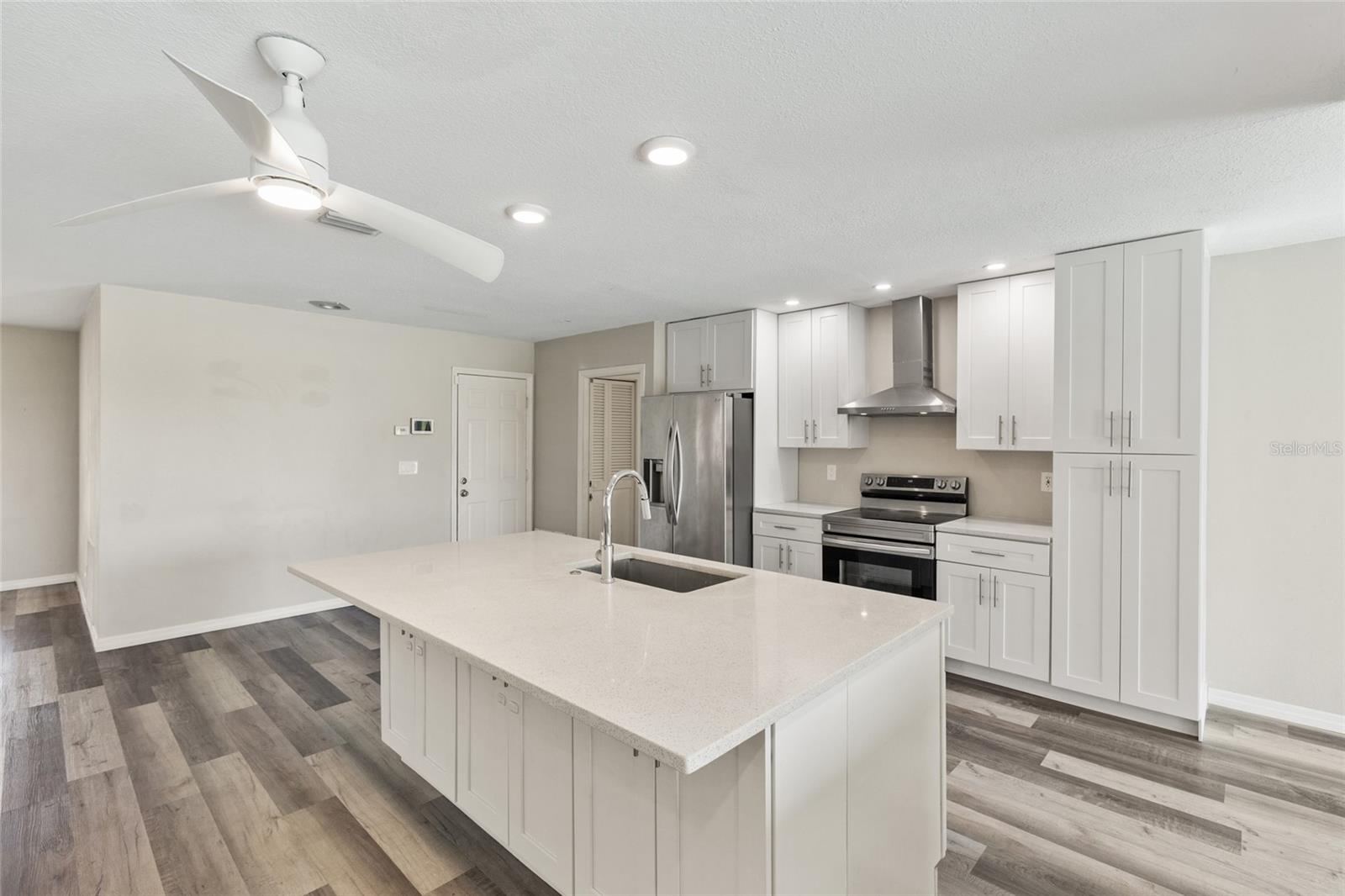 1009 Kings, Venice, FL 34293