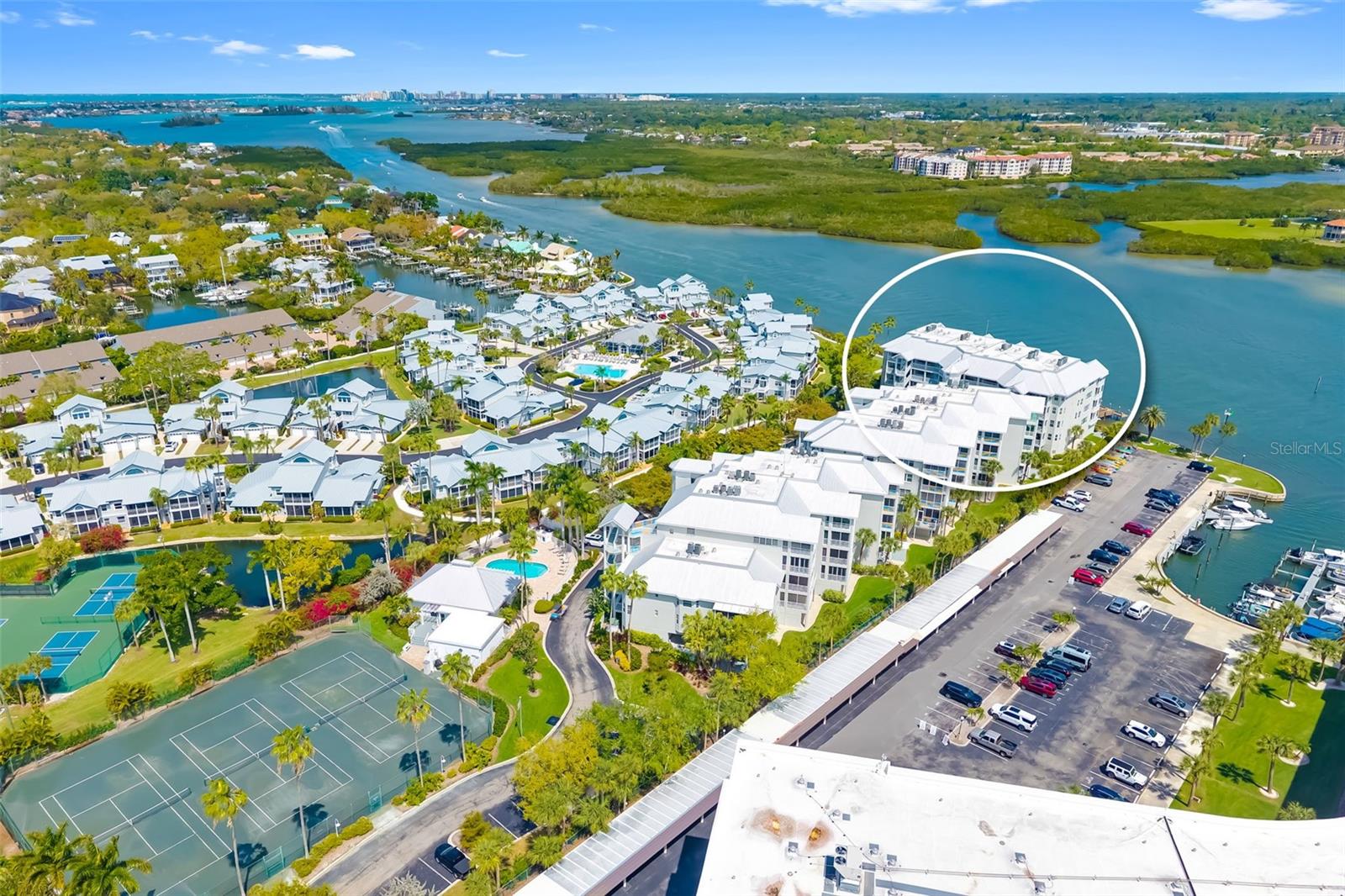 1280 Dolphin Bay Unit 504, Sarasota, FL 34242